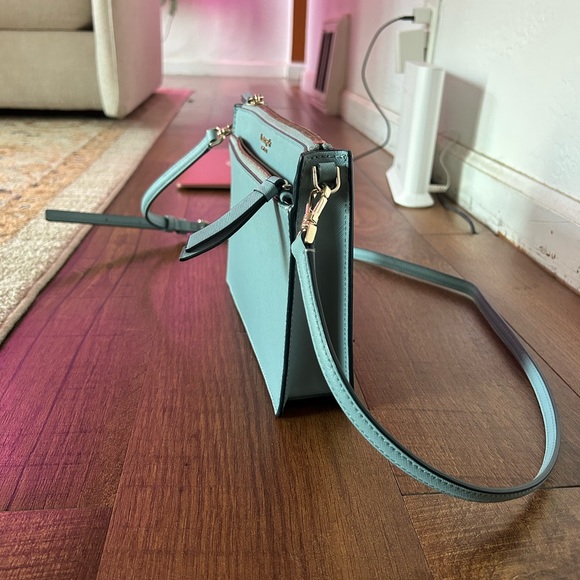 Kate Spade Cameron Zip Crossbody Light Blue - Picture 2 of 8